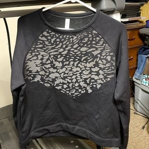 lululemon sweatshirt, fleece lined size 12 nwot